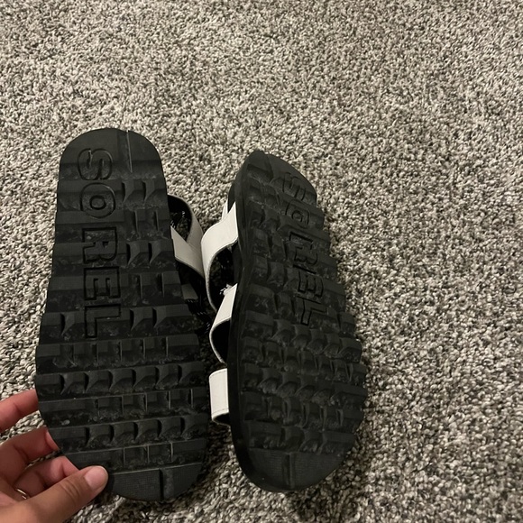 Sorel Roaming Leather Sandal size 6 - Picture 3 of 3